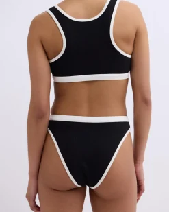 Rika Stylish sporty bralette